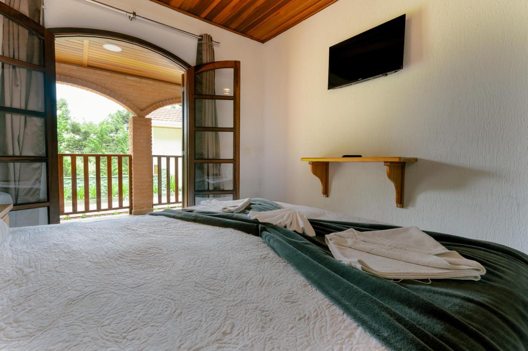 Velinn Pousada Vila Floratta Campos do Jordão Habitación foto